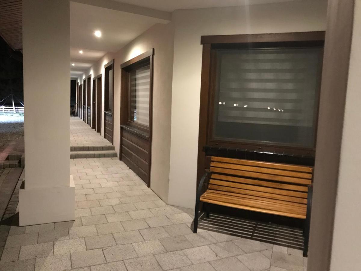 فندق Gosciniec Krepa Lipsko المظهر الخارجي الصورة