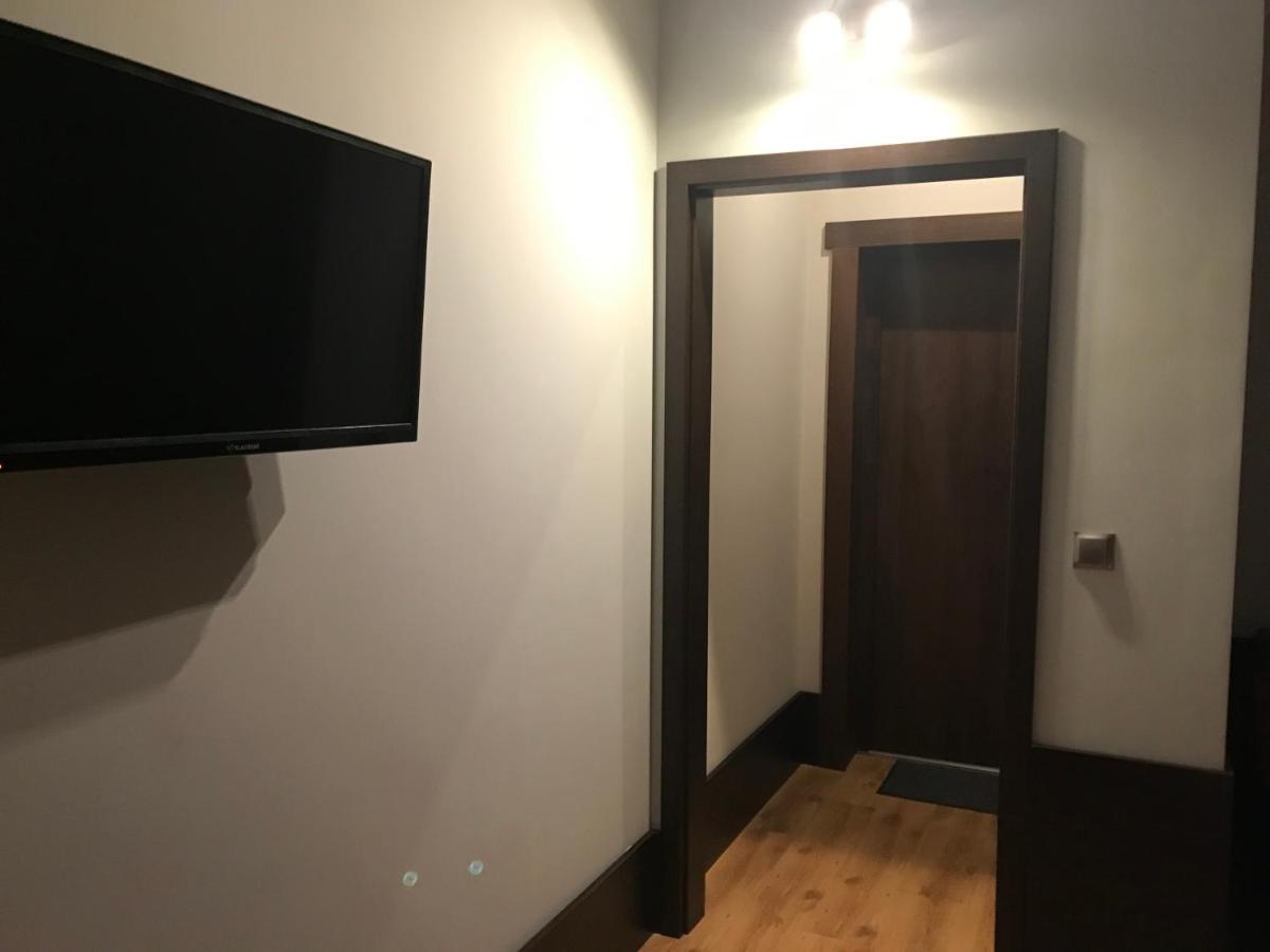 فندق Gosciniec Krepa Lipsko المظهر الخارجي الصورة