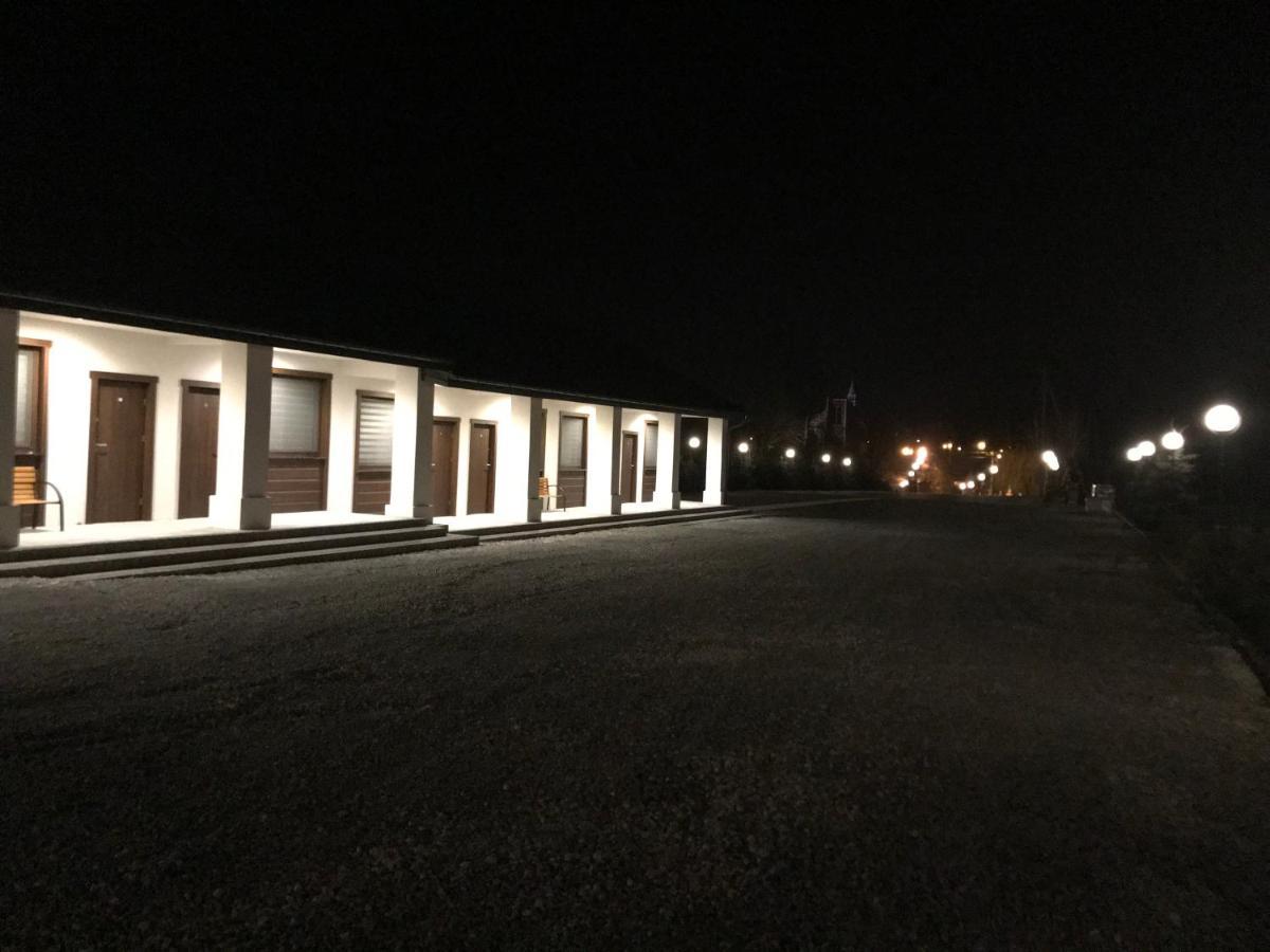 فندق Gosciniec Krepa Lipsko المظهر الخارجي الصورة