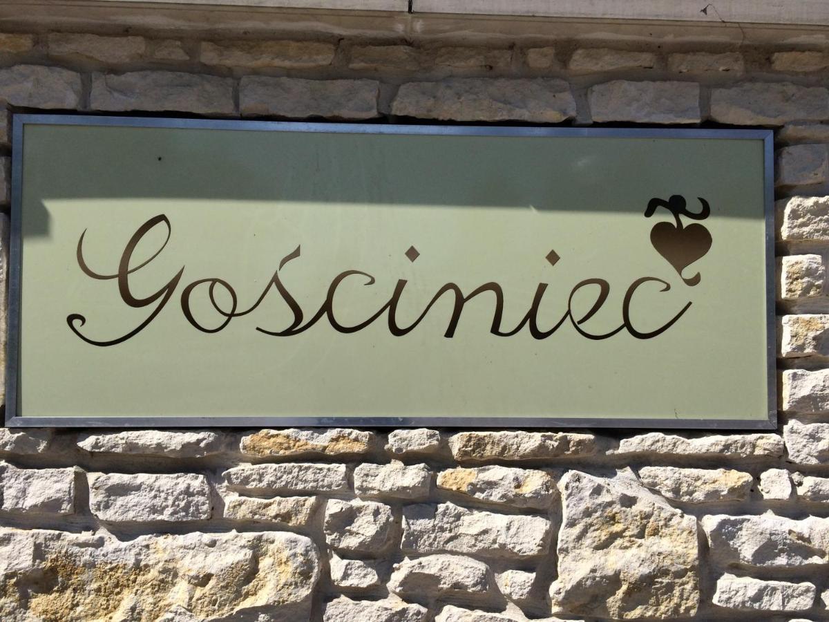 فندق Gosciniec Krepa Lipsko المظهر الخارجي الصورة